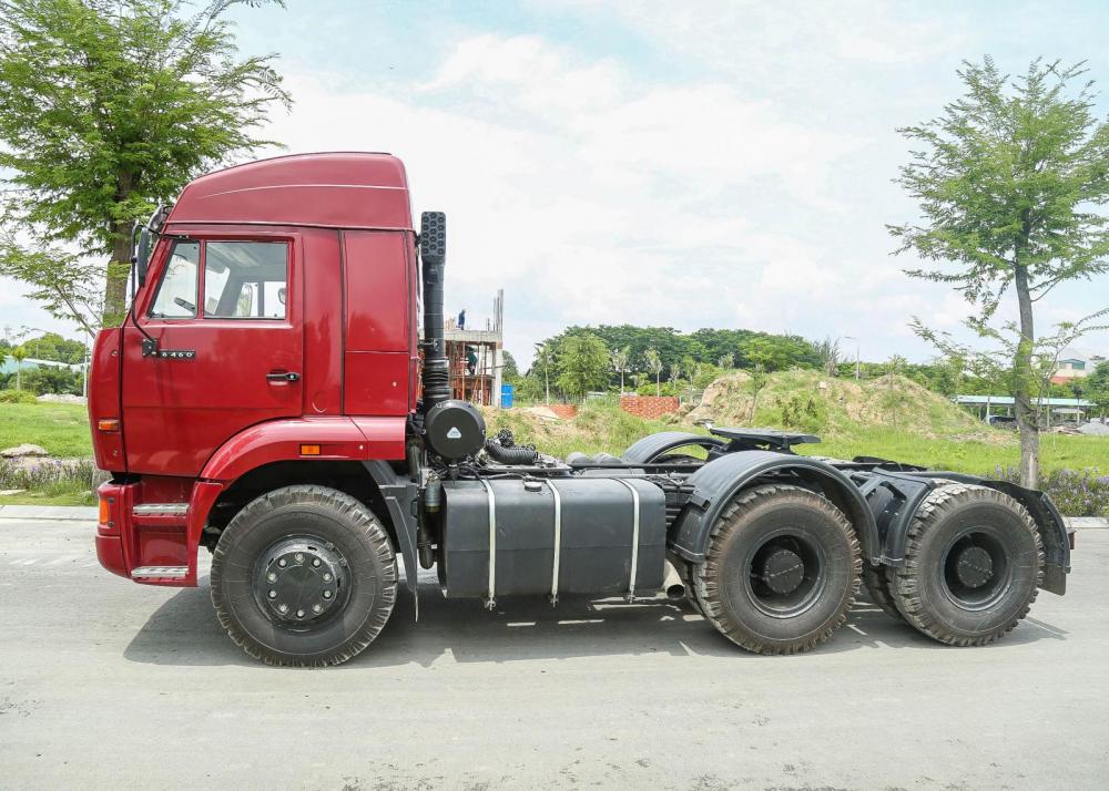 CMC VB750 2016 - Bán xe đầu kéo Kamaz 6460 (6x4) sức kéo 52 tấn. Hộp số ZF