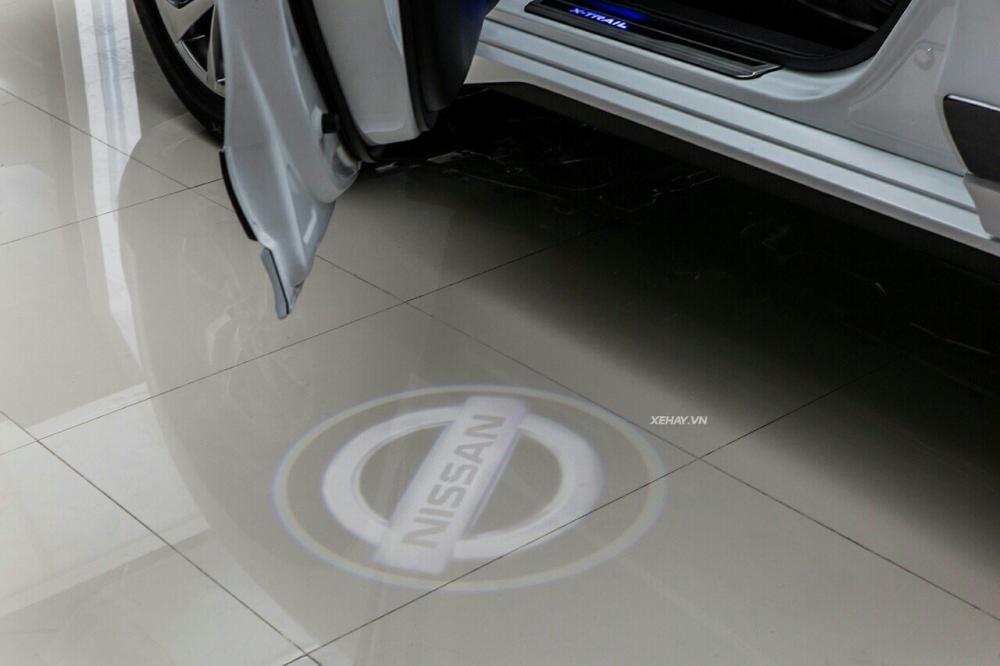 Nissan X trail 2.5L SV Luxury 2018 - Bán Nissan X trail 2.5L SV Luxury 2018, màu trắng, giá cạnh tranh, hỗ trợ ngân hàng 80%. Liên hệ: 0772861887