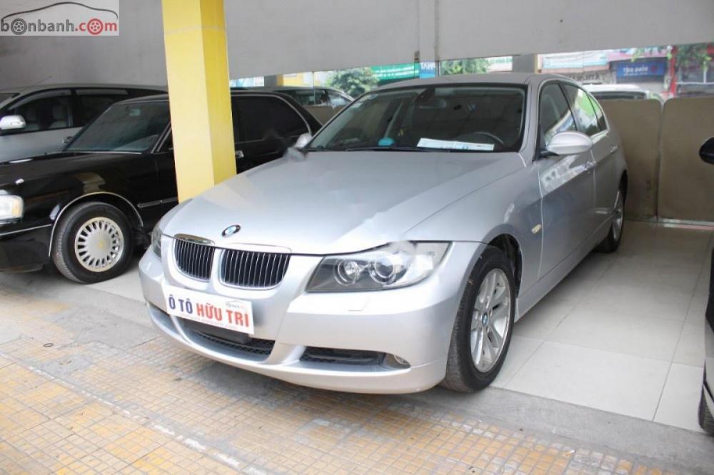 BMW 3 Series 325i 2008 - Bán BMW 325i đời 2008, màu bạc, nhập khẩu, số tự động 