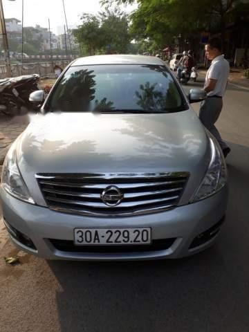 Nissan Teana 2010 - Bán ô tô Nissan Teana 2010, màu bạc chính chủ