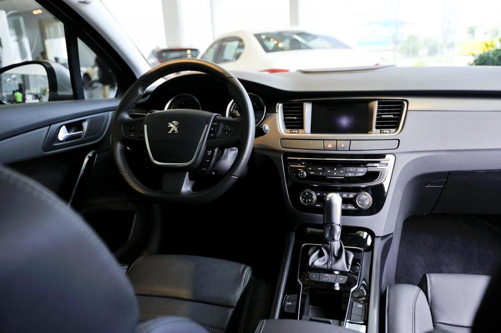 Peugeot 508 2018 - Bán Peugeot 508, xuất sứ nhập khẩu nguyên chiếc, liên hệ trực tiếp có giá tốt nhất