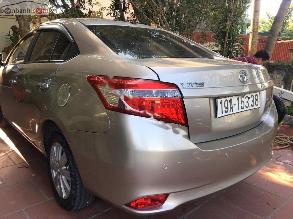 Toyota Vios 1.5E 2015 - Tư nhân bán xe cũ Toyota Vios 1.5E 2015, giá tốt