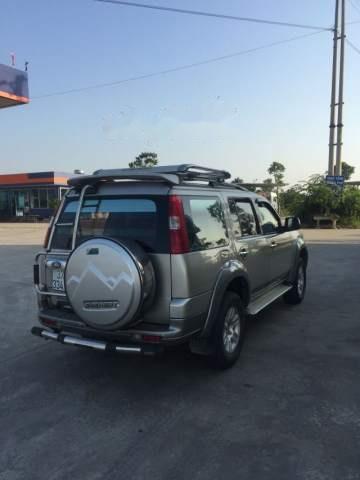 Ford Everest  AT 2008 - Mình cần tiền bán Ford Everest 2008 số tự động, máy dầu