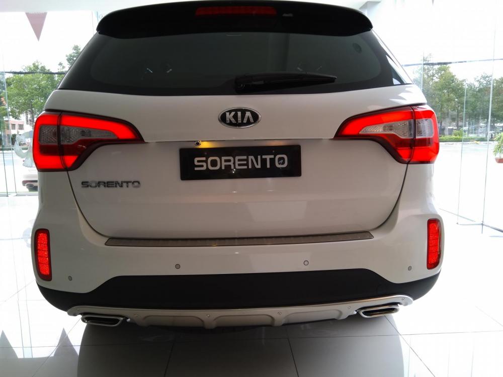 Kia Sorento 2018 - Kia Bà Rịa Vũng Tàu cần bán Kia Sorento giá tốt, quà tặng hấp dẫn, hỗ trợ đầy đủ thủ tục ngân hàng, bảo hiểm