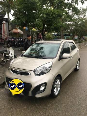 Kia Picanto 2012 - Cần bán gấp Kia Picanto đời 2012, màu kem (be) xe gia đình 