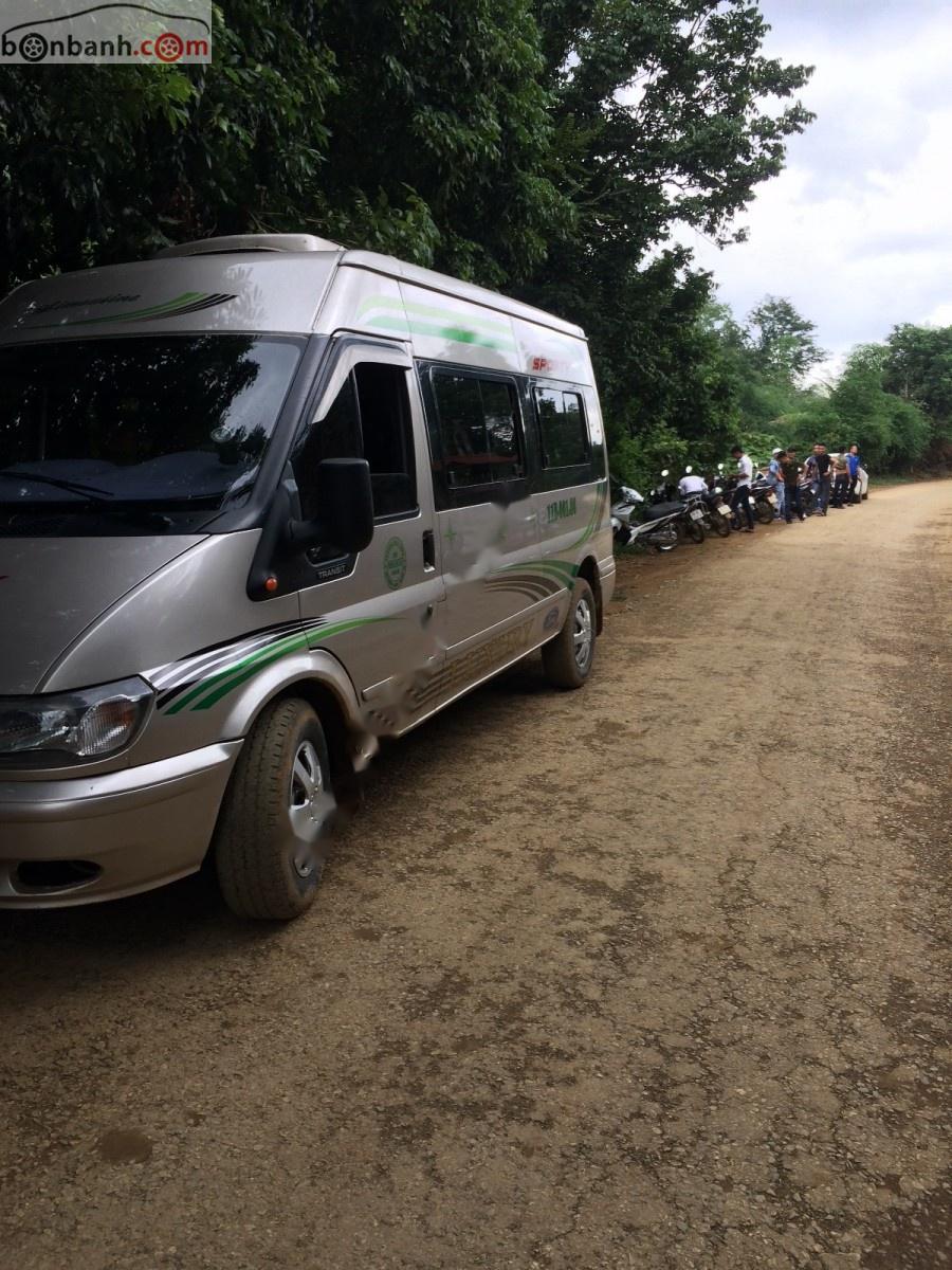 Ford Transit 2.4L 2005 - Bán Ford Transit 2.4L sản xuất 2005, màu hồng, giá tốt