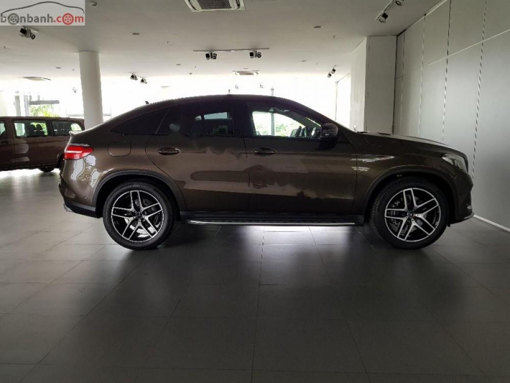 Mercedes-Benz GLE-Class 43 AMG 4Matic 2018 - Bán ô tô Mercedes GLE43 AMG 4Matic sản xuất năm 2018, màu nâu, xe nhập