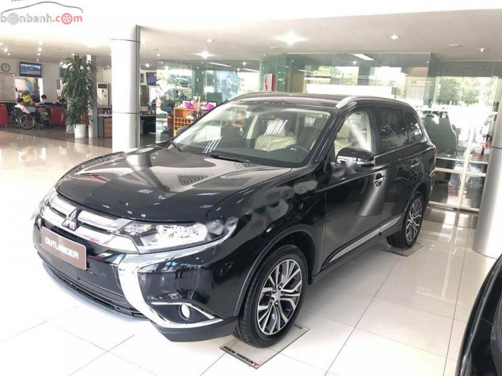 Mitsubishi Outlander 2.4 CVT 2018 - Bán Mitsubishi Outlander 2.4 CVT đời 2018, màu đen