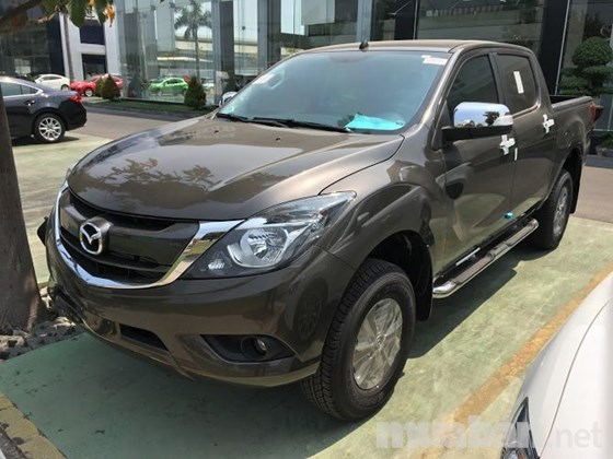 Mazda BT 50 2.2 4WD 2018 - Bán xe bán tải Mazda BT-. 50 2.2 4WD Facelift 2018, giá tốt nhất Hà Nội, hotline: 0973 560 137