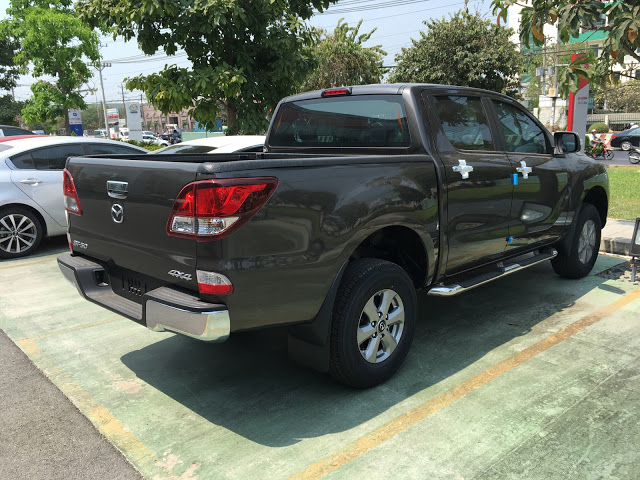 Mazda BT 50 2.2 4WD 2018 - Bán xe bán tải Mazda BT-. 50 2.2 4WD Facelift 2018, giá tốt nhất Hà Nội, hotline: 0973 560 137