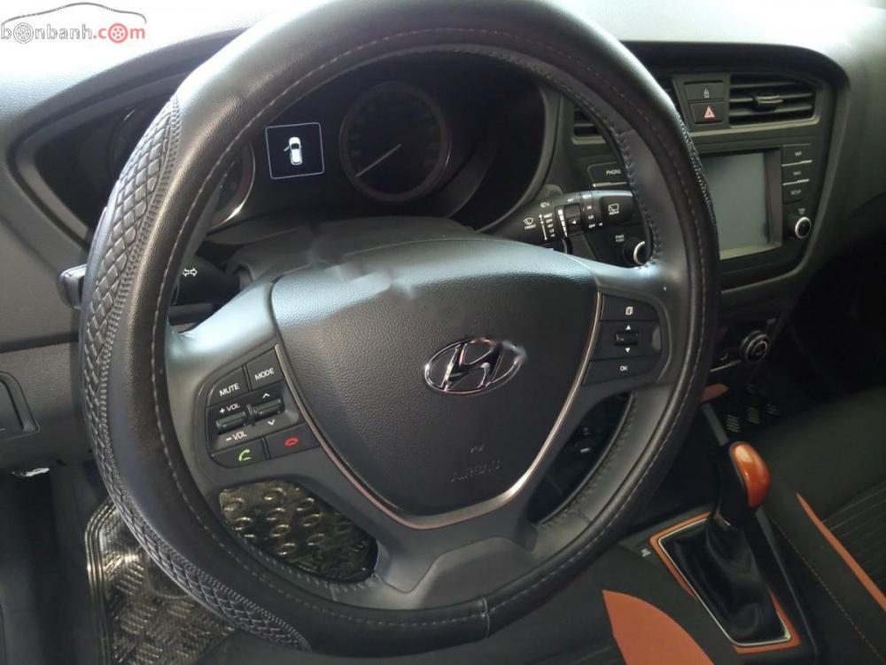 Hyundai i20 Active 2015 - Bán Hyundai i20 Active năm sản xuất 2015, màu trắng giá cạnh tranh