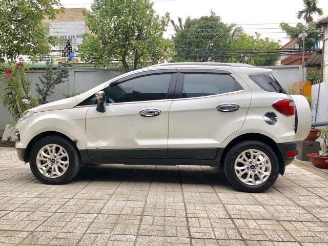 Ford EcoSport 1.5  AT Titanium 2016 - Bán xe Ford Ecosport AT Titanium, sản xuất 2016, có cửa sổ, xe chạy 30.000 km