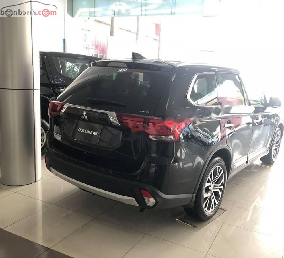 Mitsubishi Outlander 2.4 CVT 2018 - Bán Mitsubishi Outlander 2.4 CVT đời 2018, màu đen