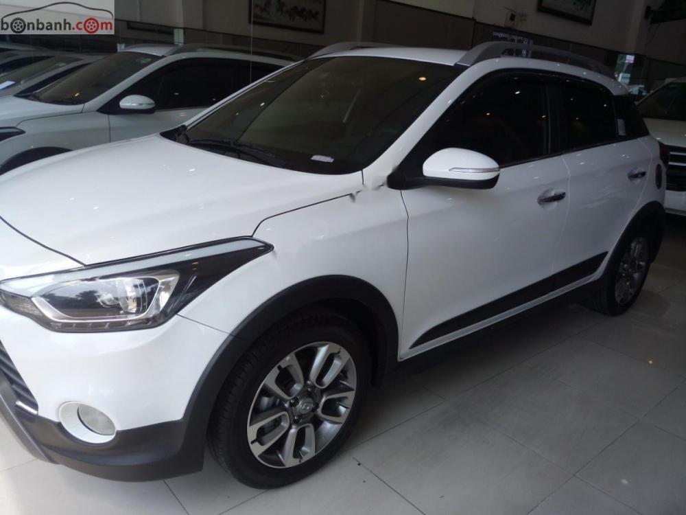 Hyundai i20 Active 2015 - Bán Hyundai i20 Active năm sản xuất 2015, màu trắng giá cạnh tranh