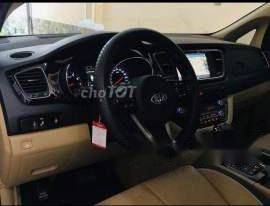 Kia Sedona 3.3GATH  2016 - Gia đình bán Kia Sedona 3.3GATH 2016, màu xanh đen