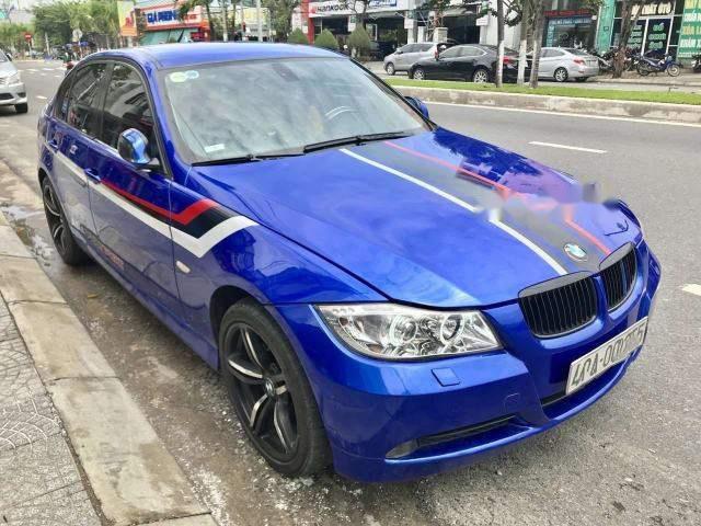 BMW 3 Series  320i   2008 - Cần bán BMW 320i sản xuất 2008, màu xanh lam, xe nhập như mới