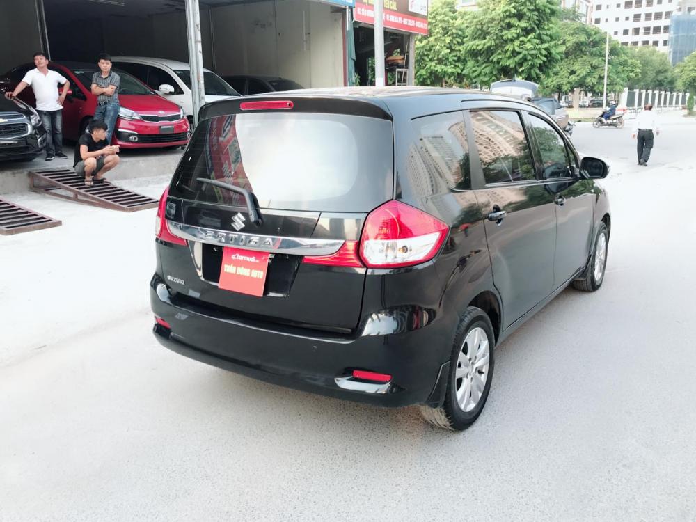 Suzuki Ertiga 2016 - Bán xe Suzuki Ertiga sản xuất 2016, màu đen, nhập khẩu nguyên chiếc chính chủ, giá tốt