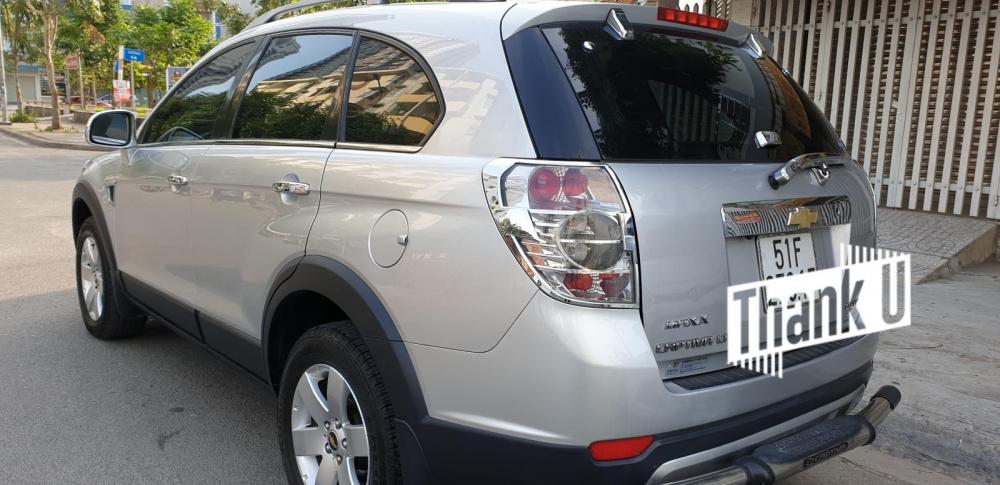 Chevrolet Captiva LT Maxx  2010 - Bán Chevrolet Captiva LT Maxx, máy dầu 2.0, số sàn, đk T5/ 2011, sx 2010, màu bạc mới đẹp