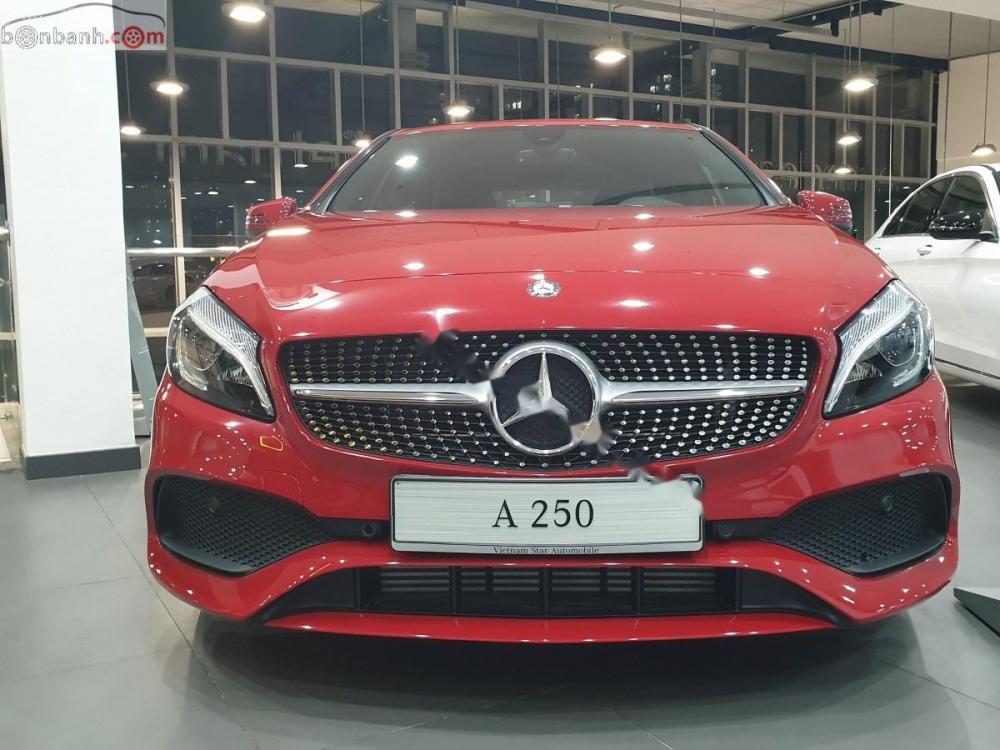 Mercedes-Benz A class A250 2018 - Bán ô tô Mercedes A250 đời 2018, màu đỏ, nhập khẩu