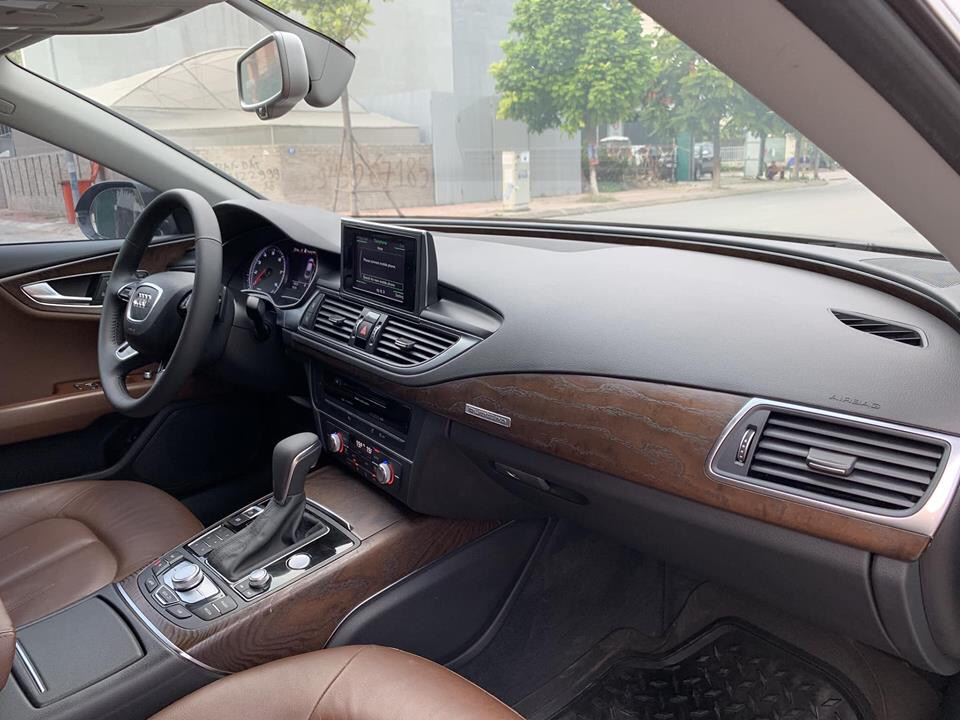 Audi A7 3.0 TFSI Sporback 2015 - Bán Audi A7 3.0 Sportback, màu đen, nhập khẩu