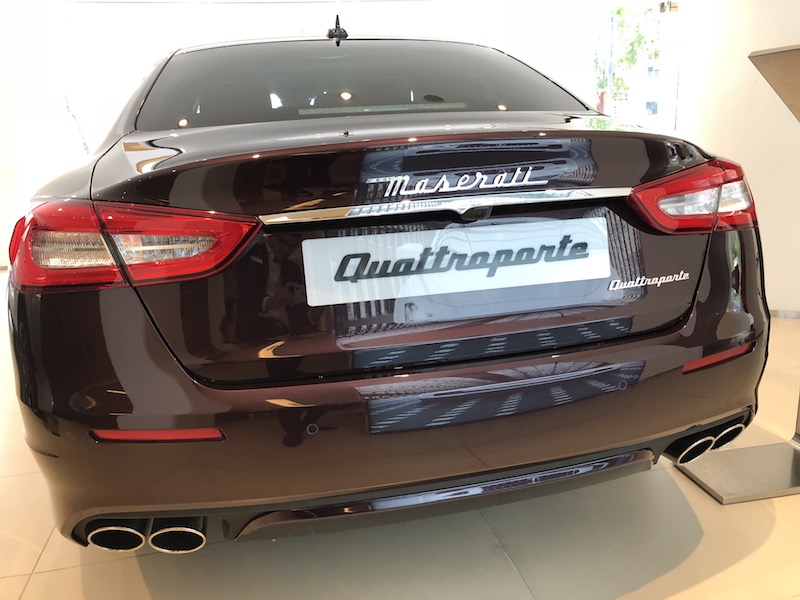 Maserati Quatroporte Granlusso 2018 - Cần bán xe Maserati Quatroporte Granlusso, màu nâu đỏ, nhập khẩu nguyên chiếc