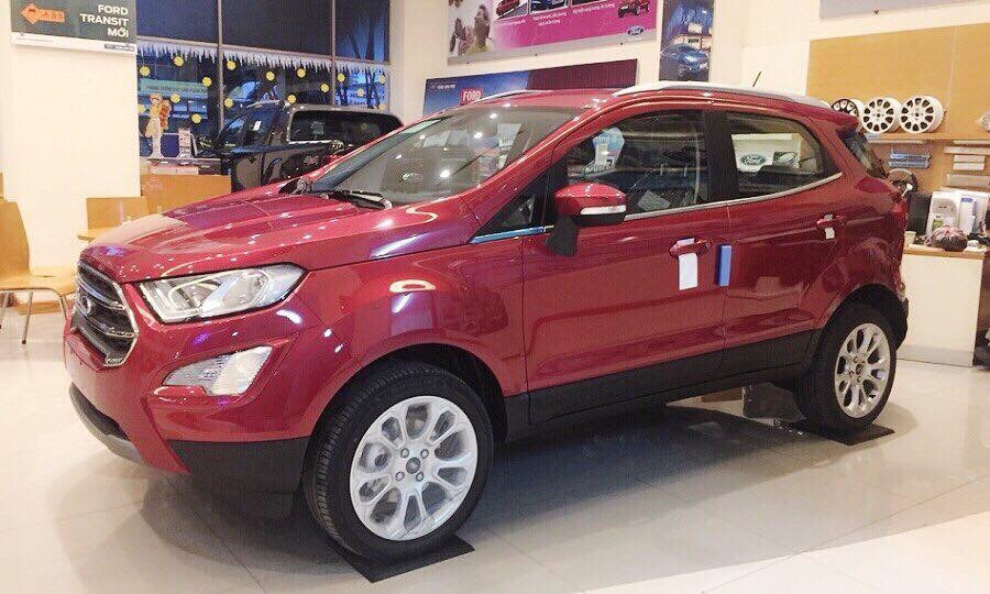 Ford EcoSport Titanium 1.5AT 2018 - Bán EcoSport Titanium 1.5AT sx 2018, giá chỉ 640 triệu trong tháng 11, hỗ trợ đăng ký, đăng kiểm+ mua BHTV