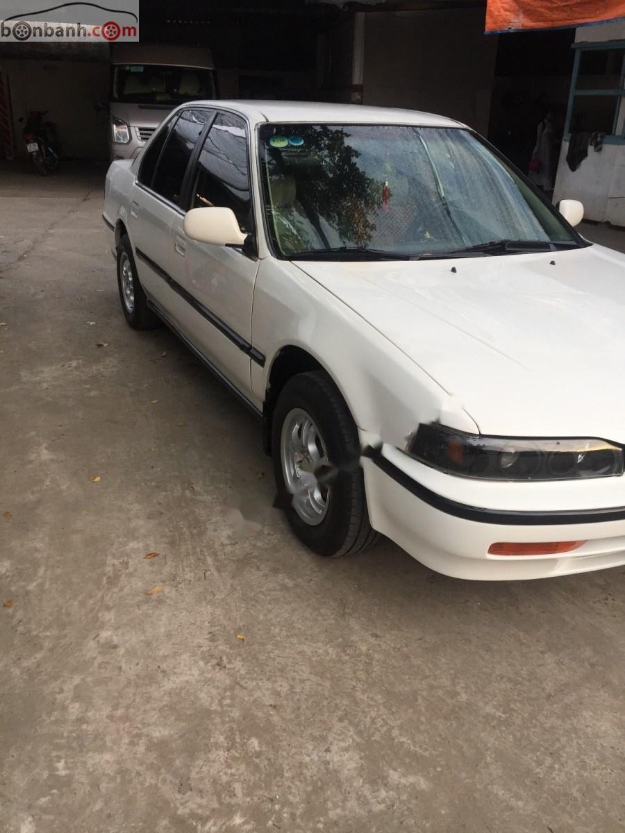 Honda Accord 1992 - Bán ô tô Honda Accord đời 1992, màu trắng, xe nhập giá cạnh tranh