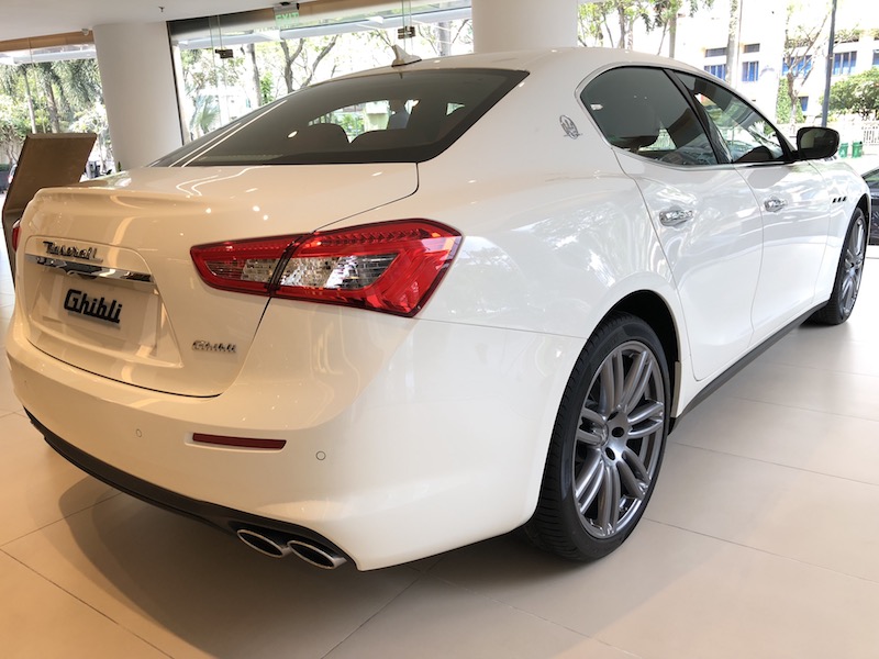 Maserati Ghibli Granlusso 2018 - Bán Maserati Ghibli Granlusso đời mới nhất vừa về Việt Nam. Xe Maserati giá siêu hấp dẫn