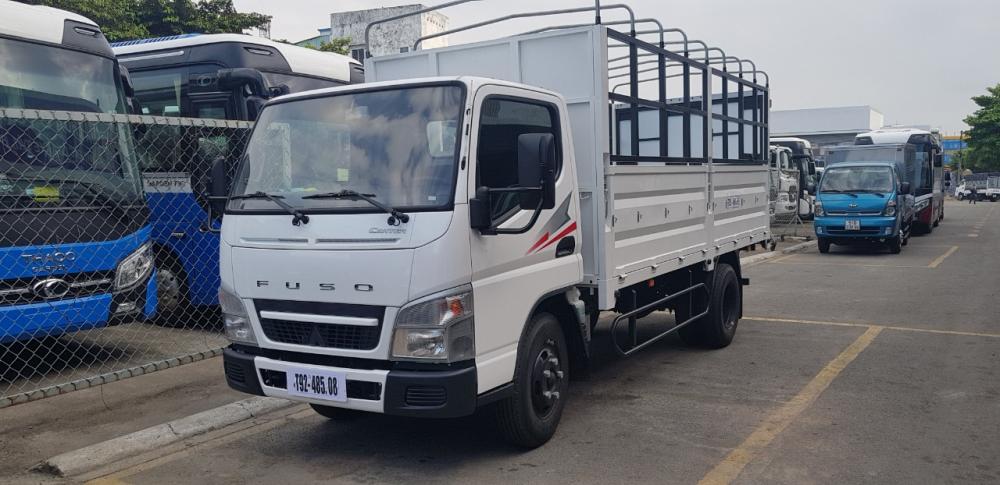 Genesis 2018 - Xe tải Fuso Canter 4.99 động cơ Mitsubishi thùng kín mui bạt, tải 2100 Kg. Xe tải Fuso Canter 4.99 tải 2T1