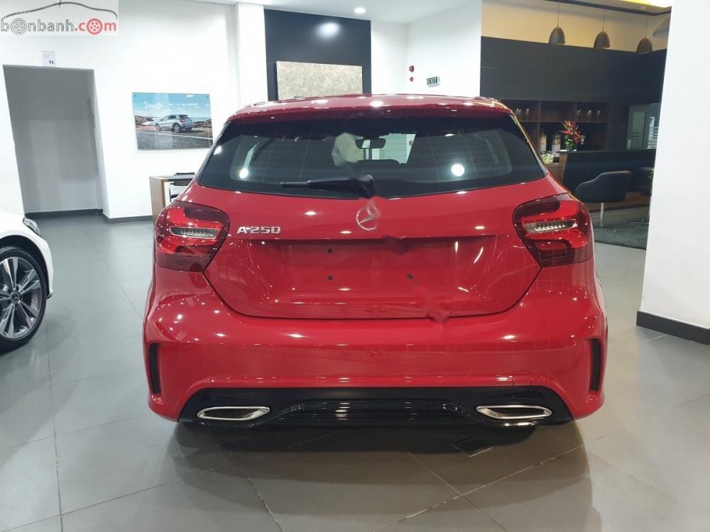 Mercedes-Benz A class A250 2018 - Bán ô tô Mercedes A250 đời 2018, màu đỏ, nhập khẩu