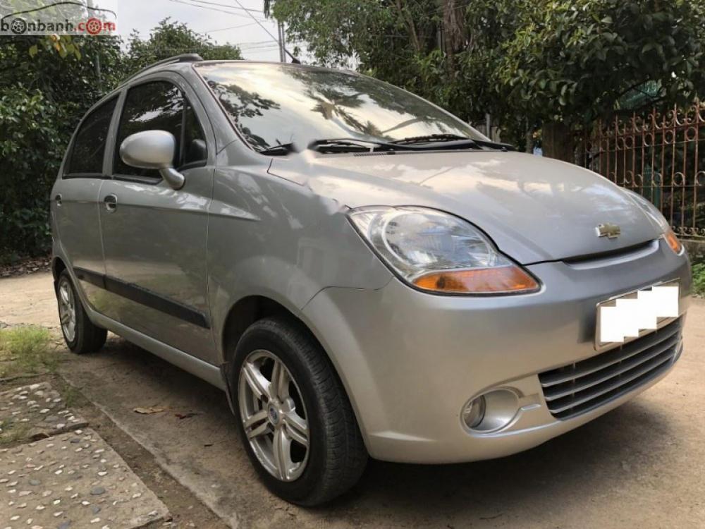 Chevrolet Spark LT 0.8 MT 2010 - Bán xe Chevrolet Spark LT 0.8 MT 2010, màu bạc, 155tr