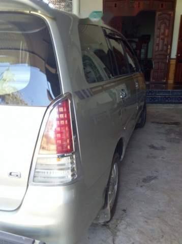 Toyota Innova 2009 - Bán Toyota Innova sản xuất 2009, màu bạc, 390tr