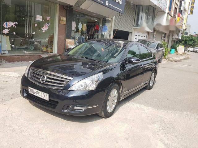 Nissan Teana 2010 - Cần bán lại xe Nissan Teana sản xuất năm 2010, màu đen, 530 triệu