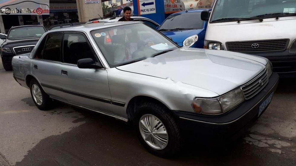 Toyota Cressida 1992 - Bán Toyota Cressida năm sản xuất 1992, màu bạc, xe nhập