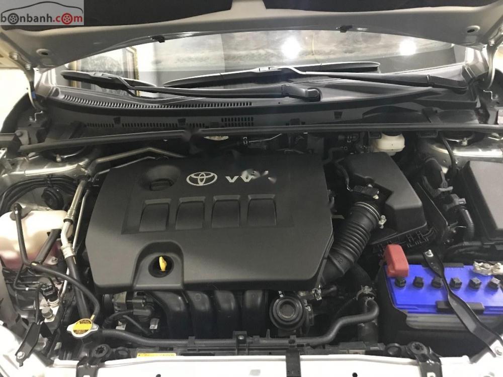 Toyota Corolla altis 1.8G MT 2016 - Cần bán xe cũ Toyota Corolla altis 1.8G MT sản xuất năm 2016, màu bạc