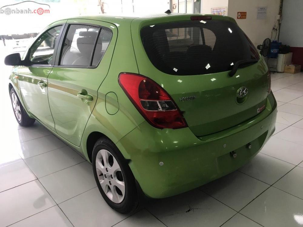 Hyundai i20 2011 - Cần bán lại xe Hyundai i20 năm sản xuất 2011, màu xanh lam, nhập khẩu