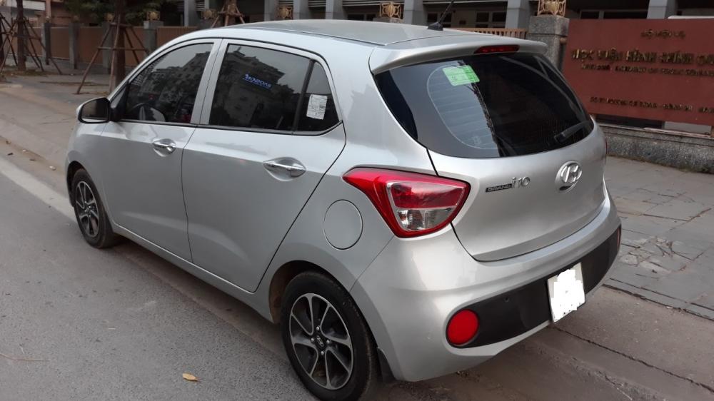 Hyundai Grand i10 2017 - Gia đình cần bán Hyundai Grand i10- đời 2017 - bản đủ - nhập Ấn Độ