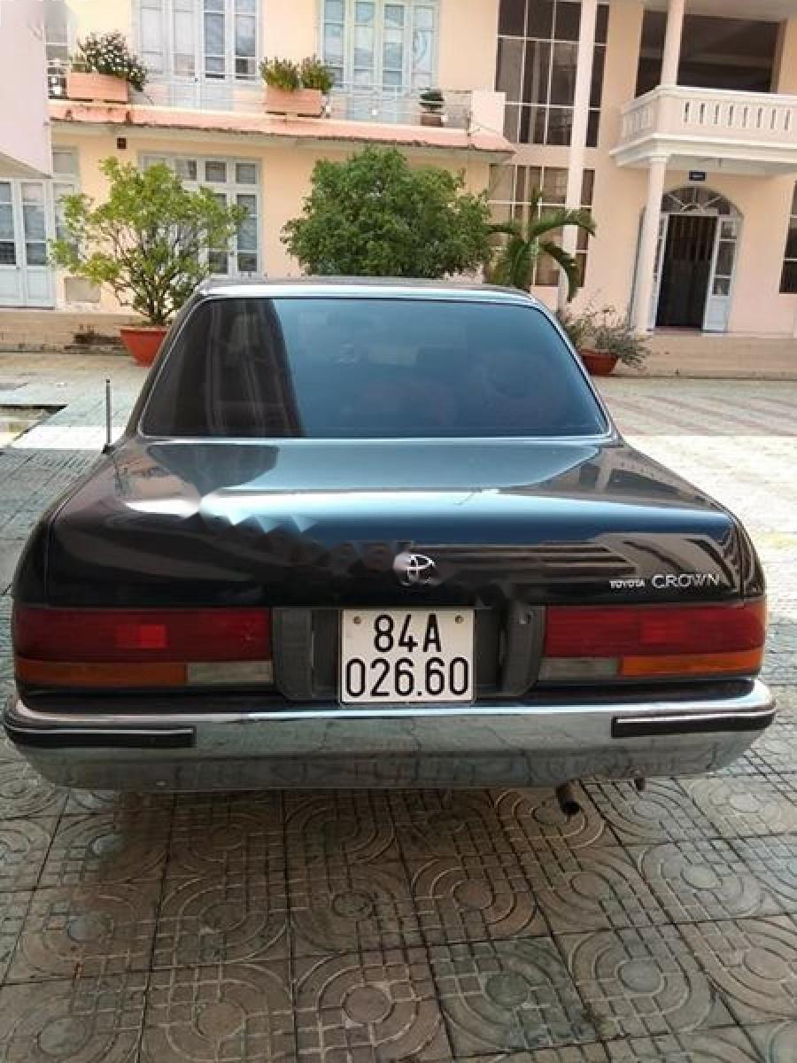Toyota Crown 1991 - Bán xe Toyota Crown đời 1991, màu đen, nhập khẩu nguyên chiếc