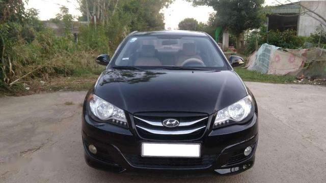 Hyundai Avante   2012 - Bán Hyundai Avante năm sản xuất 2012, màu đen xe gia đình, giá 365tr