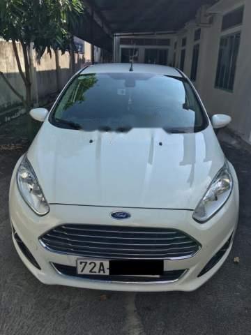 Ford Fiesta  1.5 Sport   2016 - Bán ô tô Ford Fiesta 1.5 Sport sản xuất năm 2016, màu trắng chính chủ