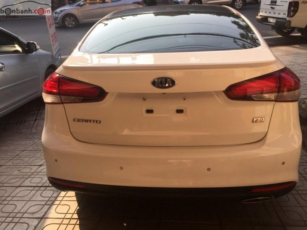 Kia Cerato 2.0 2016 - Bán Cerato sản xuất 2016, màu trắng, số tự động