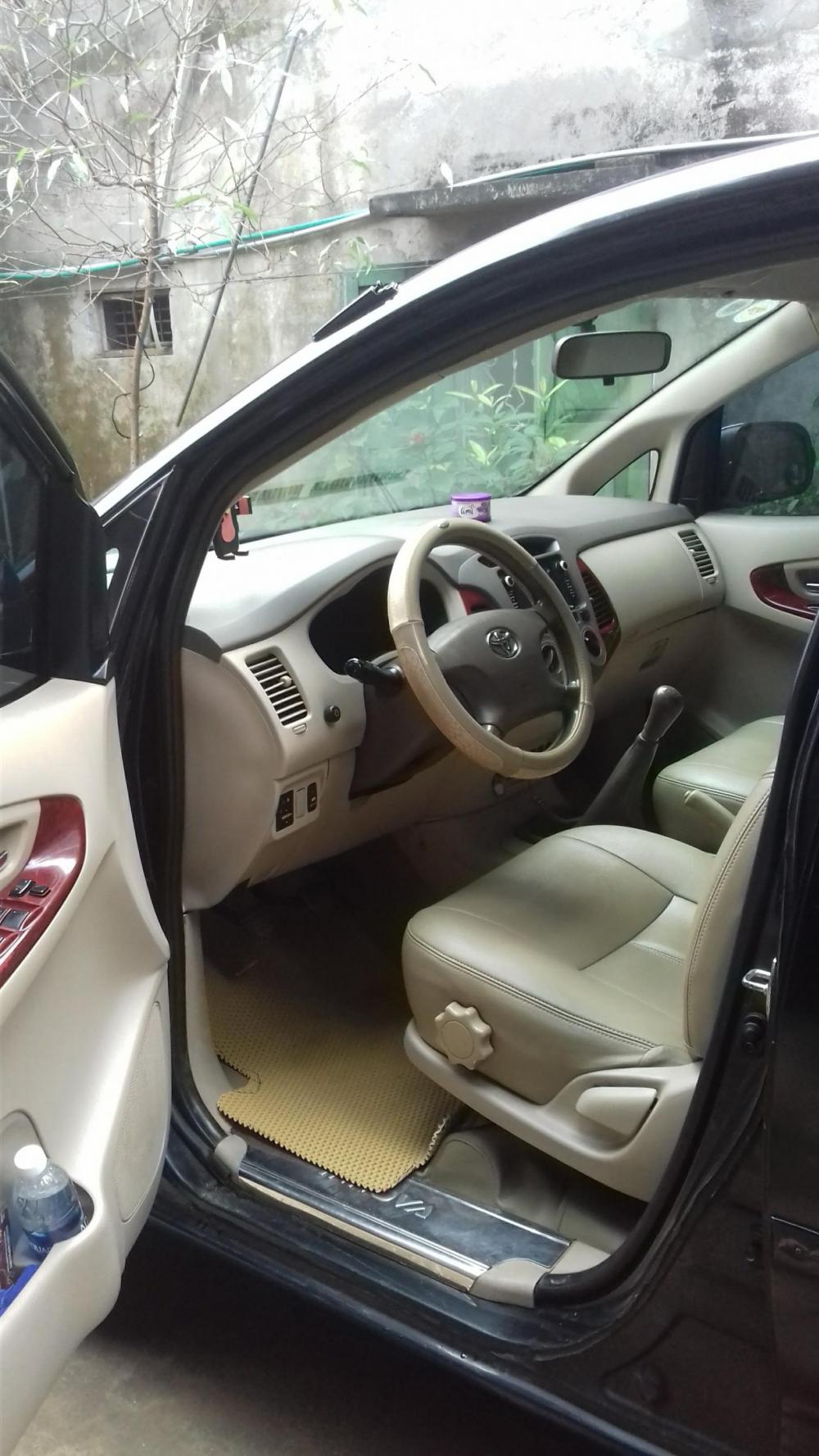 Toyota Innova G 2006 - Bán Toyota Innova G sản xuất 2006, màu đen