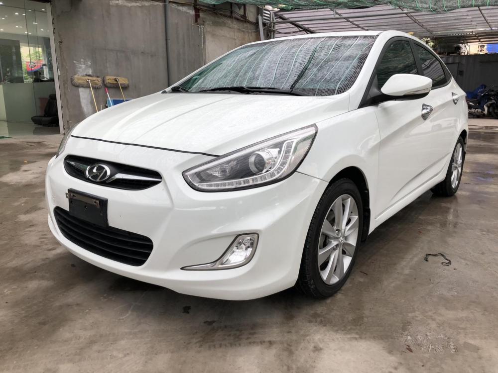 Hyundai Accent 1.4AT  2014 - Bán ô tô Hyundai Accent 1.4AT Sedan đời 2014, màu trắng, nhập khẩu nguyên chiếc