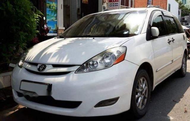 Toyota Sienna 2009 - Cần bán lại xe Toyota Sienna đời 2009, màu trắng, nhập khẩu nguyên chiếc