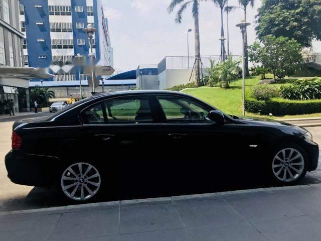 BMW 3 Series  320i   2010 - Cần bán lại xe BMW 3 Series 320i đời 2010