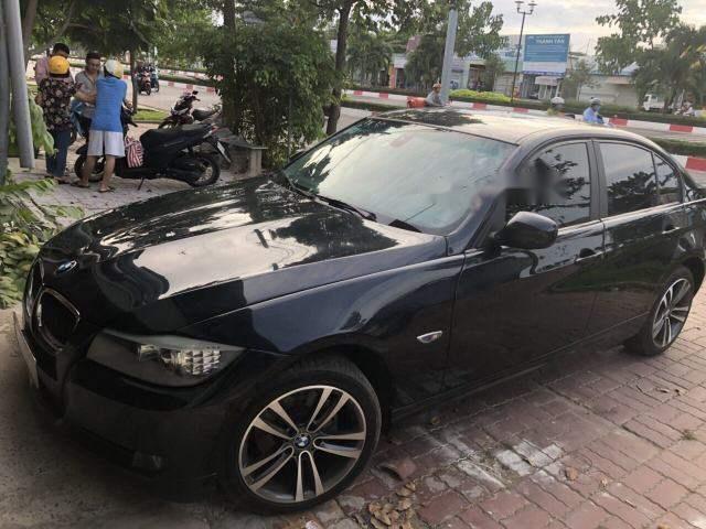 BMW 3 Series 320i  2011 - Cần bán gấp BMW 3 Series 320i sản xuất năm 2011, xe nhập