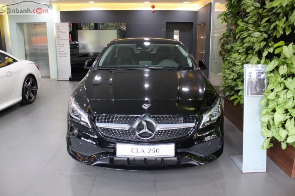 Mercedes-Benz CLA class CLA 250 4Matic 2018 - Bán Mercedes CLA 250 4Matic 2018, màu đen, nhập khẩu