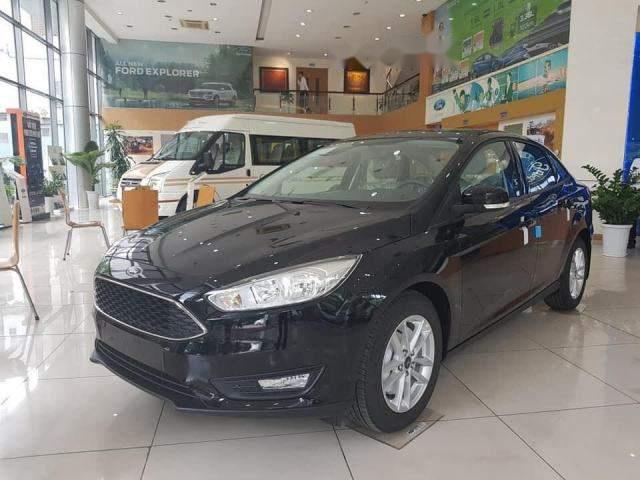 Ford Focus     2018 - Bán Ford Focus năm 2018, màu đen giá cạnh tranh