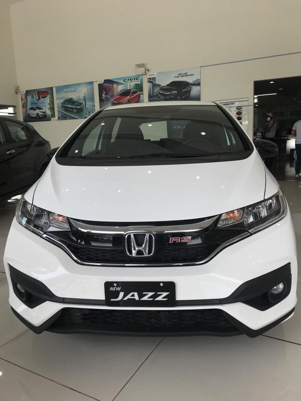 Honda Jazz VX 2018 - Bán Honda Jazz 2018 bản VX. Hỗ trợ vay 90%, tặng tiềm mặt+ Phụ kiện, LH: 0908.322.223