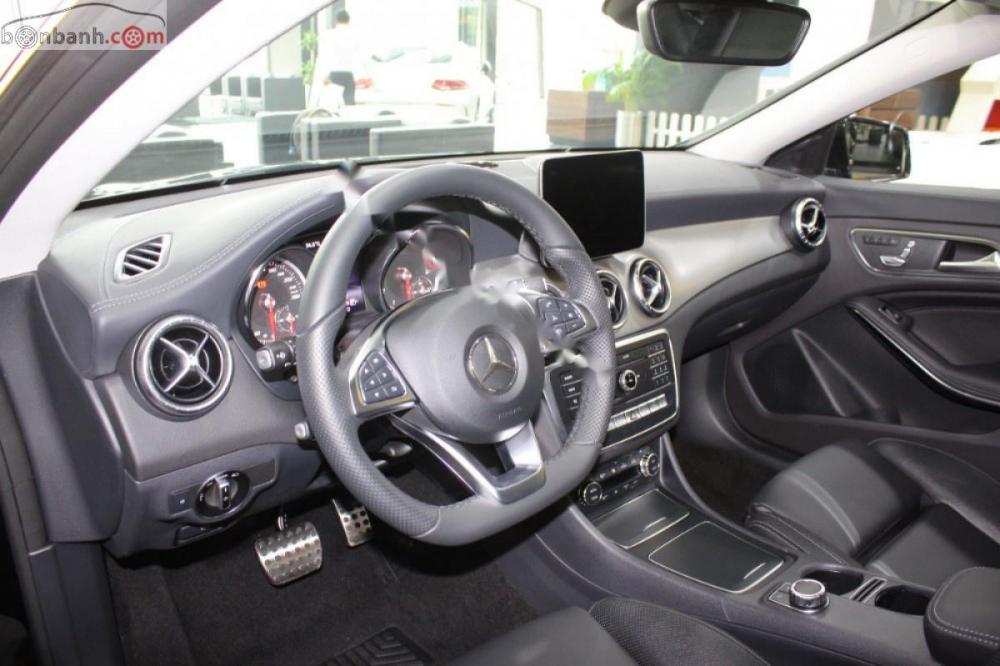 Mercedes-Benz CLA class CLA 250 4Matic 2018 - Bán Mercedes CLA 250 4Matic 2018, màu đen, nhập khẩu